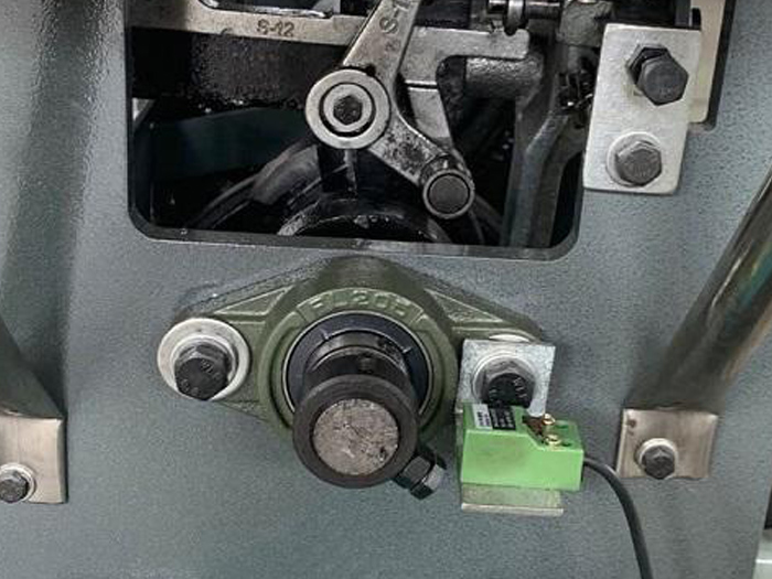 PE繩打捆機，PE繩打包機，打捆機，打包機，自動打包機